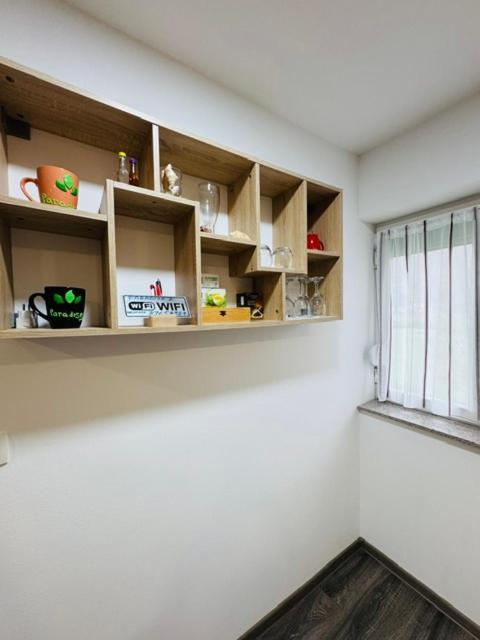 Apartments Paradise Licko Petrovo Selo Exterior photo